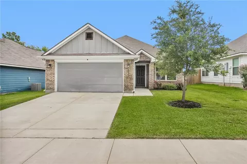 117 Dove Landing Ct, Navasota, TX 77868