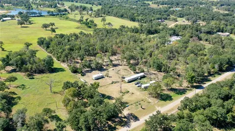 9486 Puddin Ln, Madisonville, TX 77864