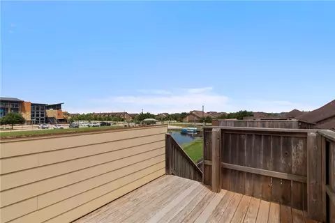 4313 Commando Trl, College Station, TX 77845