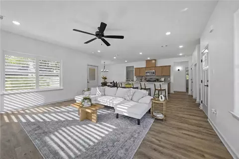 Living - 1013 E 26th St, Bryan, TX 77803 photo 4 of 4