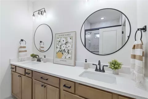 Bath - 1013 E 26th St, Bryan, TX 77803 photo 1 of 4