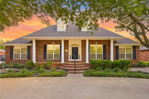 717 Willow Loop, College Station, TX 77845