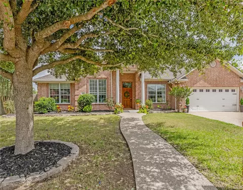 2401 Newark Cir, College Station, TX 77845