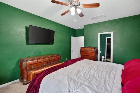 Bedroom - 4718 Milagro Loop, Bryan, TX 77807 photo 3 of 10