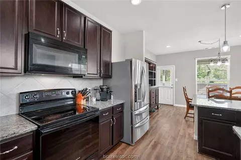 Kitchen - 4718 Milagro Loop, Bryan, TX 77807 photo 6 of 6