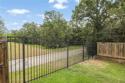 Exterior - 2135 Mountain Wind Loop, Bryan, TX 77807 photo 7 of 8