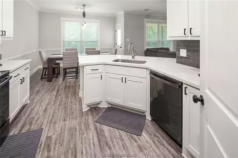 Kitchen - 2135 Mountain Wind Loop, Bryan, TX 77807 photo 3 of 4