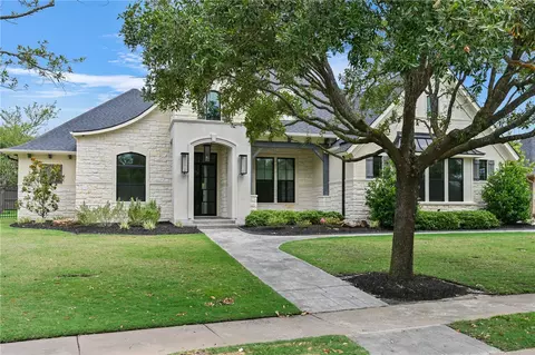 5115 Inverness Dr, Bryan, TX 77802