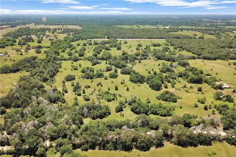 7629 Oxford Cemetery Rd, Madisonville, TX 77864