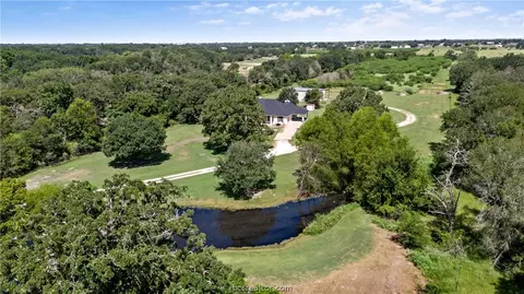 6701 Old Reliance Rd, Bryan, TX 77808