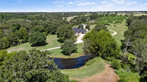 6701 Old Reliance Rd, Bryan, TX 77808