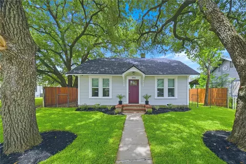 404 Ayrshire St, College Station, TX 77840