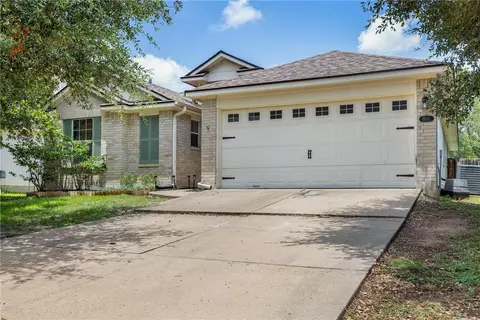 15111 Faircrest Dr, College Station, TX 77845