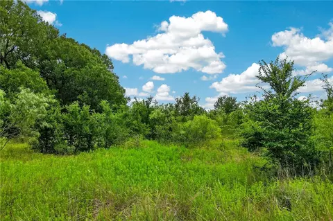 5955 Lynette Cir, Bryan, TX 77807 photo 8