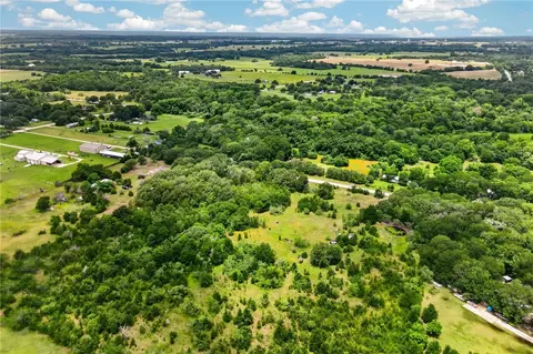5955 Lynette Cir, Bryan, TX 77807 photo 7