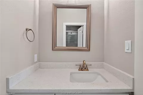Bath - 2902 Spector Dr, Bryan, TX 77808 photo 6 of 9