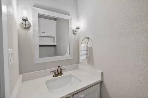 Bath - 2902 Spector Dr, Bryan, TX 77808 photo 9 of 9