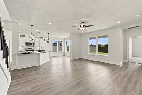 Living - 4110 Snapdragon Ln, Bryan, TX 77845 photo 4 of 5