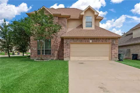 1904 Debbie Dr, Bryan, TX 77802