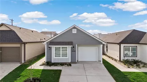 2509 Shady Route Ln, Bryan, TX 77808