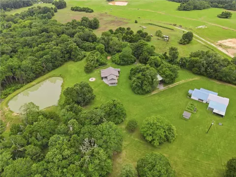 18578 Old Bundick Rd, Bryan, TX 77808