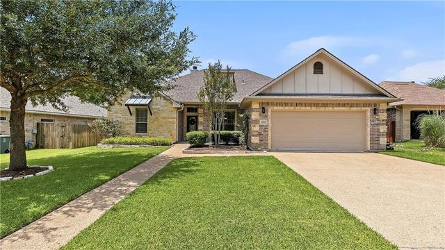 2909 Agee Ct, Bryan, TX 77808