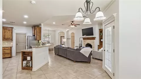 Entry Way - 2909 Agee Ct, Bryan, TX 77808 photo 2 of 3