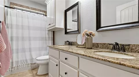 Bath - 2909 Agee Ct, Bryan, TX 77808 photo 1 of 4