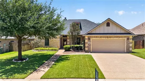 2909 Agee Ct, Bryan, TX 77808
