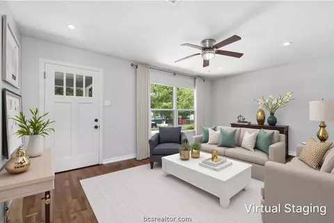 Living - 401 Dunn St, Bryan, TX 77801 photo 1 of 3
