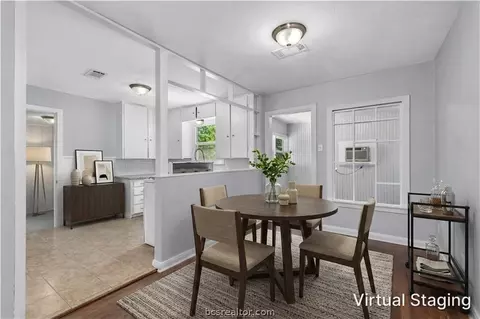 Dining - 401 Dunn St, Bryan, TX 77801 photo 1 of 1