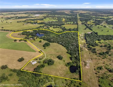 8128 8134 Edge School House Rd, Hearne, TX 77859