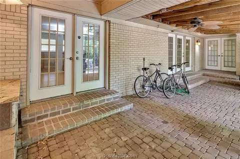 Exterior - 305 Brookside Dr W, Bryan, TX 77801 photo 8 of 10