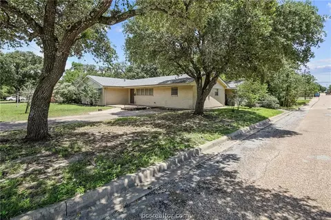 Other - 305 Brookside Dr W, Bryan, TX 77801 photo 3 of 9
