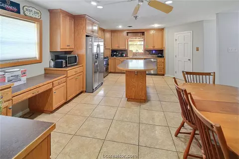 Kitchen - 305 Brookside Dr W, Bryan, TX 77801 photo 5 of 6