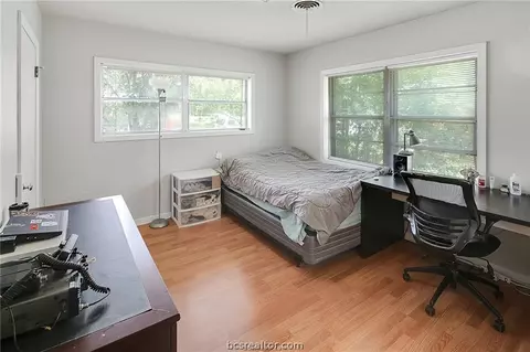 Bedroom - 305 Brookside Dr W, Bryan, TX 77801 photo 4 of 7