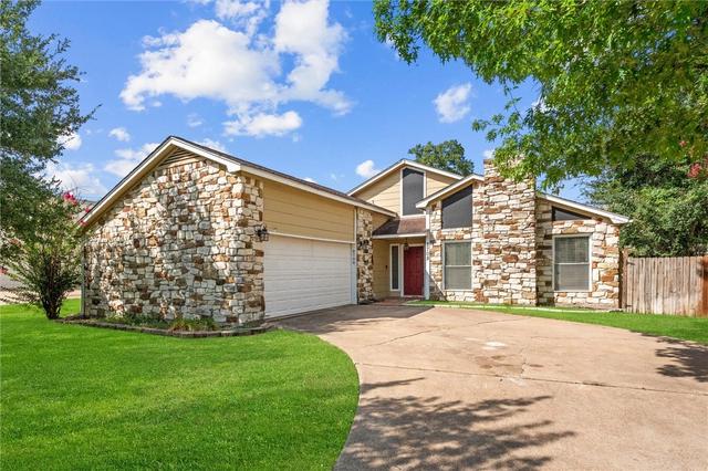 8708 Greenleaf Dr, College Station, TX 77845