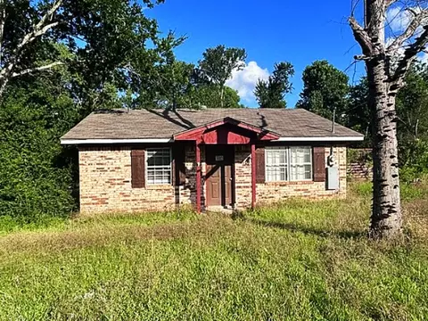 6683 J C Long Dr, Bryan, TX 77807