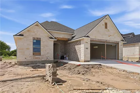 1048 Calaveras Ct, College Station, TX 77845