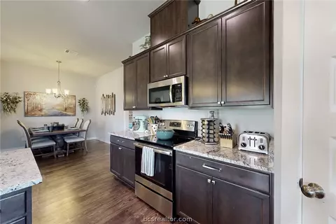 Kitchen - 3404 Alsace Ct, Bryan, TX 77808 photo 3 of 5
