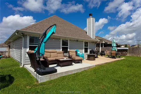 Exterior - 3404 Alsace Ct, Bryan, TX 77808 photo 6 of 10