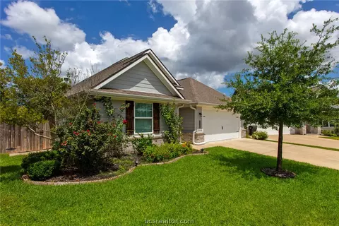 Exterior - 3404 Alsace Ct, Bryan, TX 77808 photo 2 of 10