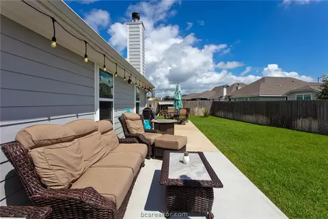 Exterior - 3404 Alsace Ct, Bryan, TX 77808 photo 7 of 10