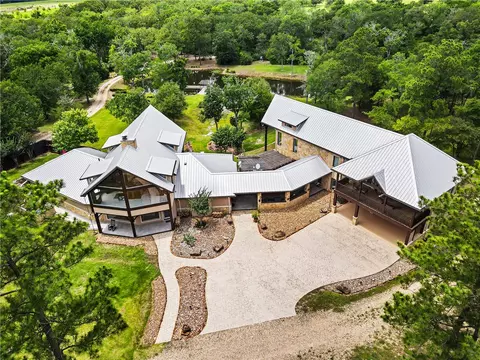 14741 County Road 446, Navasota, TX 77868