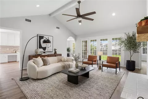 205 Chimney Hill Cir, College Station, TX 77840