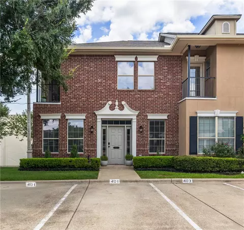 401 Forest Dr, College Station, TX 77840