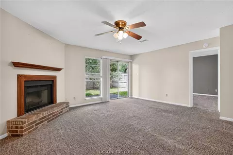 Living - 2822 Oakside Dr, Bryan, TX 77802 photo 4 of 5