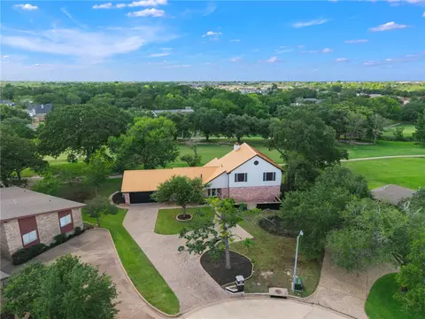 View/Area - 2711 Pinehurst Cir, Bryan, TX 77802 photo 1 of 6