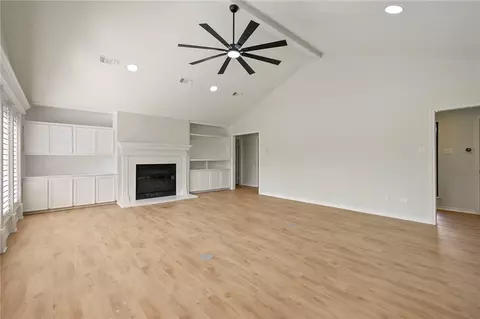 Living - 2711 Pinehurst Cir, Bryan, TX 77802 photo 5 of 5