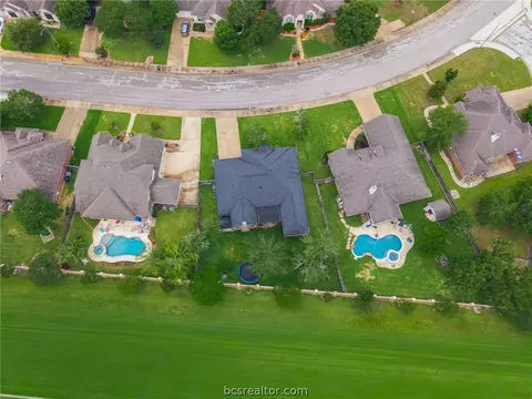 4410 Spring Meadows Dr, College Station, TX 77845